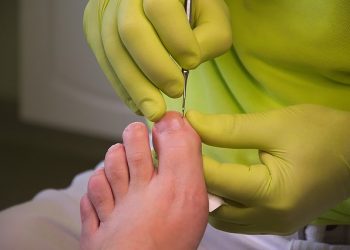 foot-care-3557103_640